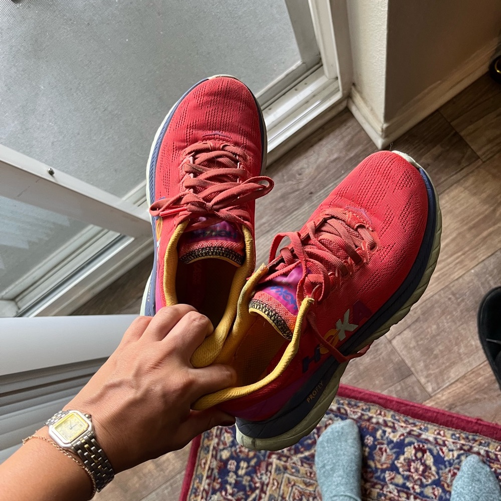Hoka Mach 4